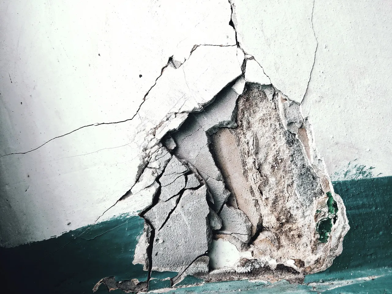 How to Repair Concrete